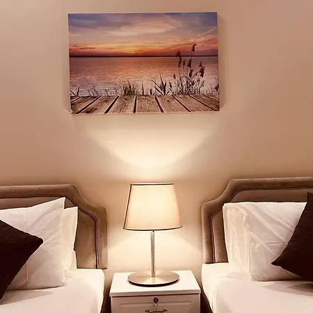 One Guest Place 2Bhk Apartments Near The Beach Muscat Exterior photo