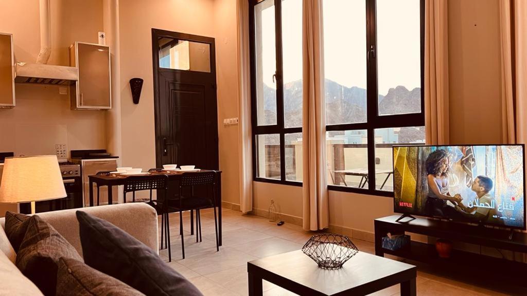 Apartment One Guest Place 2bhk Near The