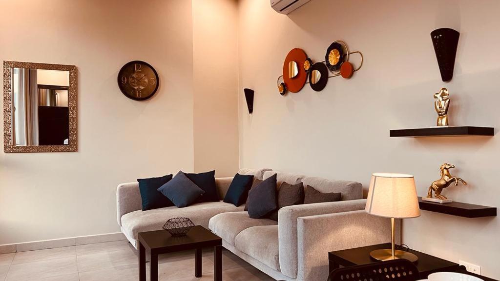 One Guest Place 2bhk Near The *